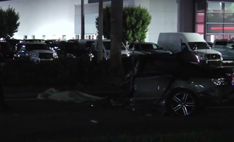 1 Muerto En Violento Choque Afuera De Un Concesionario De Autos En Homestead Que Partió A Un Honda En Dos