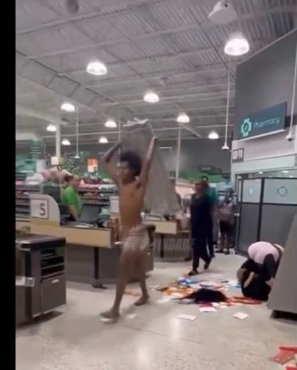 Man Arrested After Chaotic Brawl At Miami-Dade Publix Caught On Camera