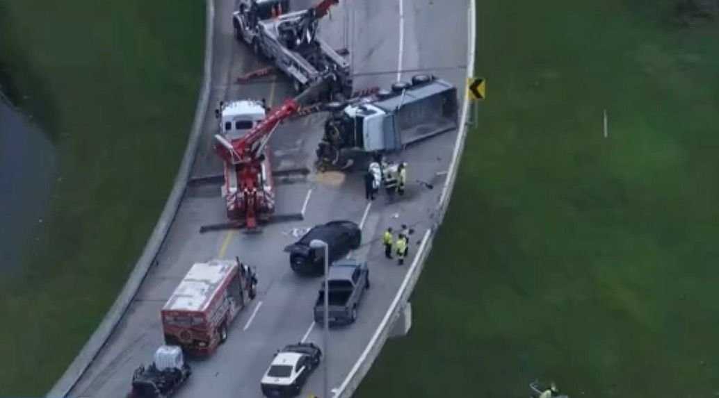 Miami Lakes man dead after dump truck rollover crash on Florida's ...